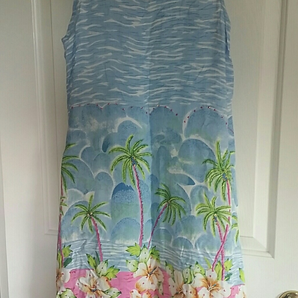 Dress - Picture 4 of 4